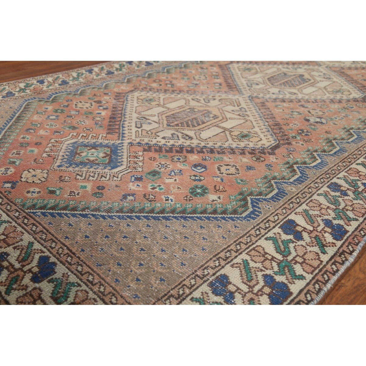 Geometric Bakhtiari Persian Vintage Rug Hand-Knotted Coral Wool Carpet - 4'11"x 9'10"