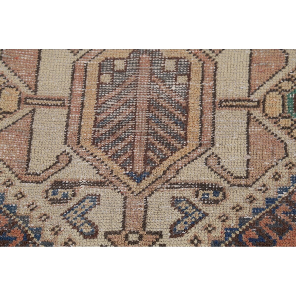 Geometric Bakhtiari Persian Vintage Rug Hand-Knotted Coral Wool Carpet - 4'11"x 9'10"