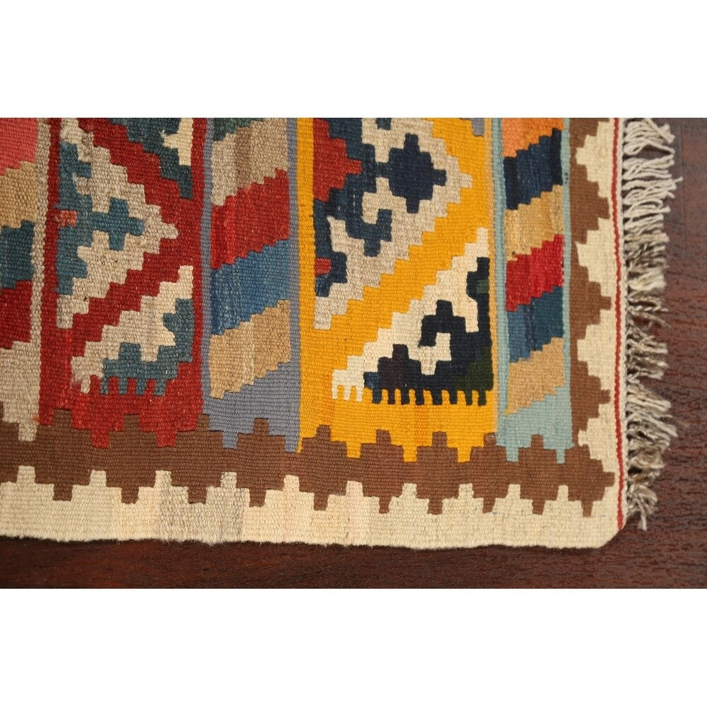 Geometric Kilim Shiraz Persian Area Rug Flat-Woven Kitchen Size Carpet - 2'9" x 3'10"