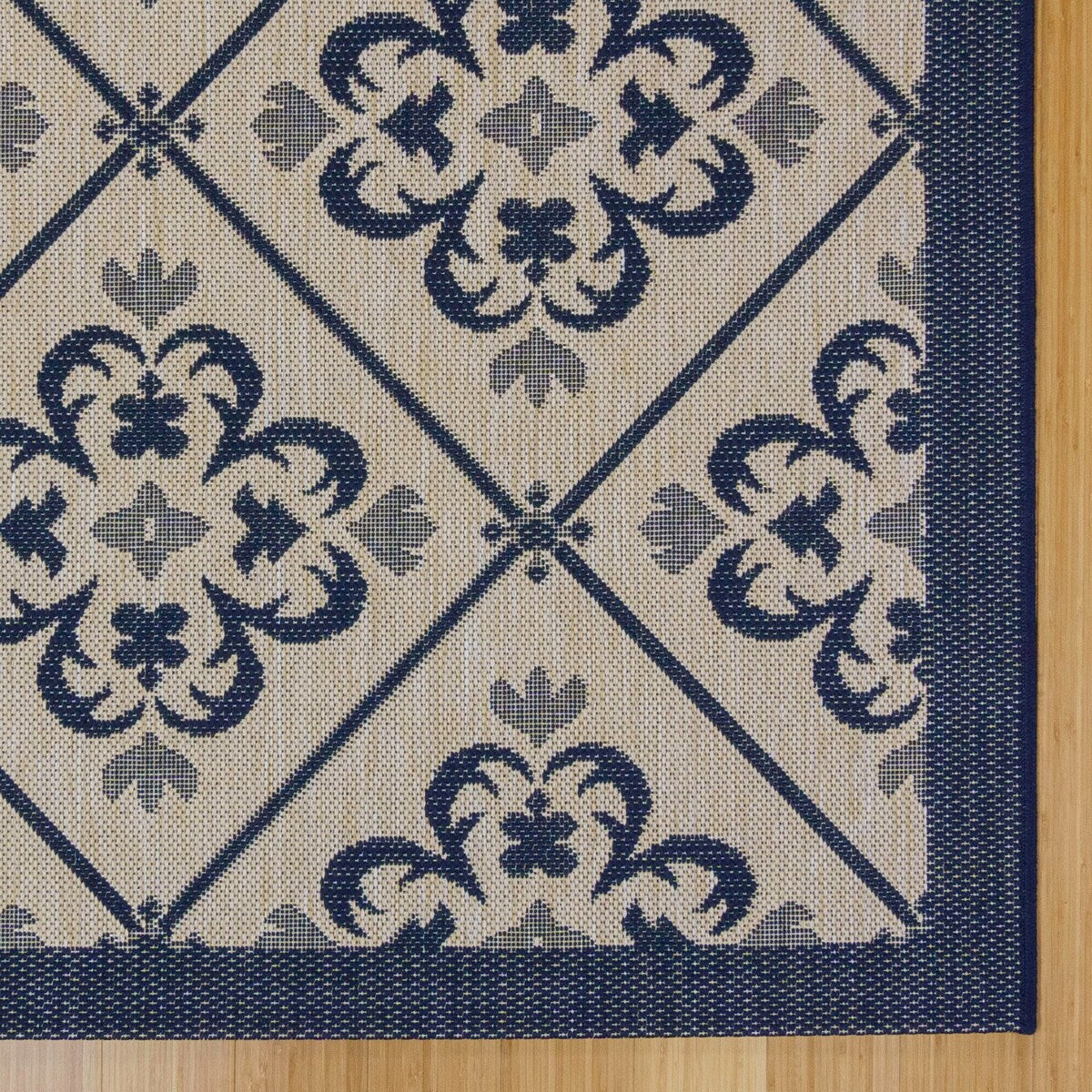 Gertmenian Paseo Bran Transitional Navy Medallion Flatweave Indoor/ Outdoor Area Rug