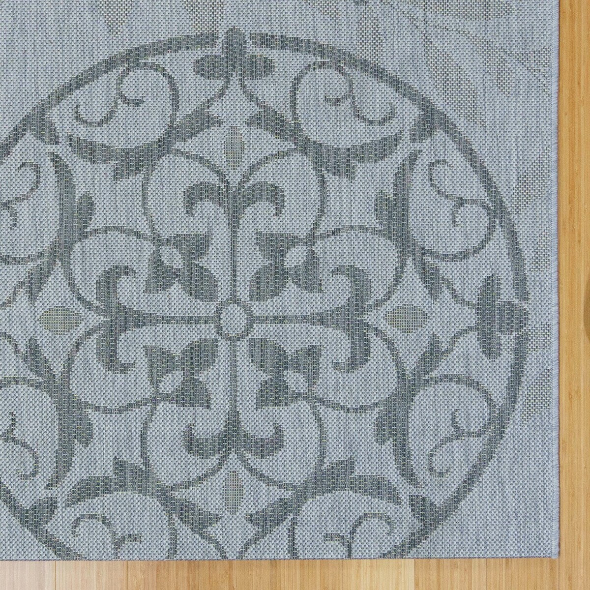 Gertmenian Paseo Emilia Grey Casual Medallion Indoor/ Outdoor Area Rug
