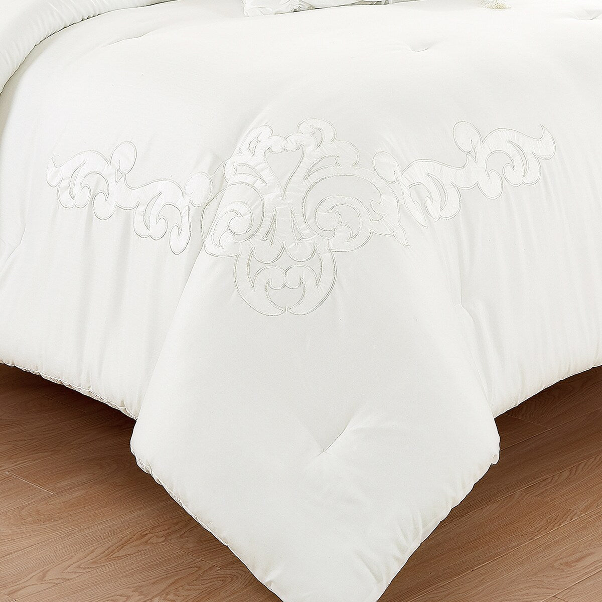 Givon Luxury 7 Piece Comforter Set