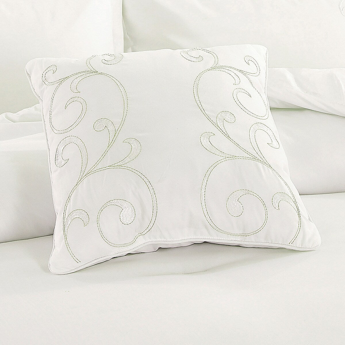 Givon Luxury 7 Piece Comforter Set