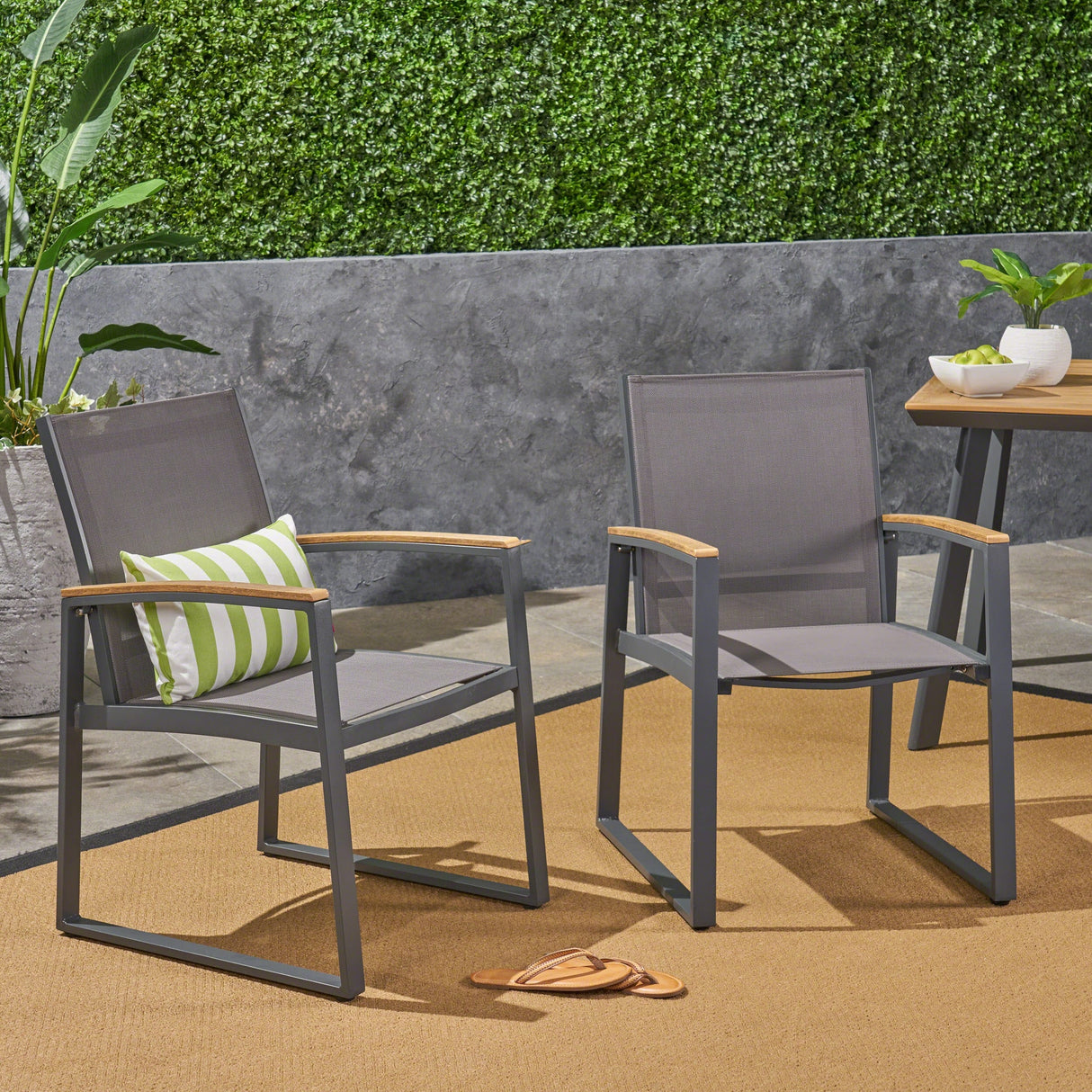 Glasgow Outdoor Dining Chairs with Aluminum Frame (Set of 2) by Christopher Knight Home