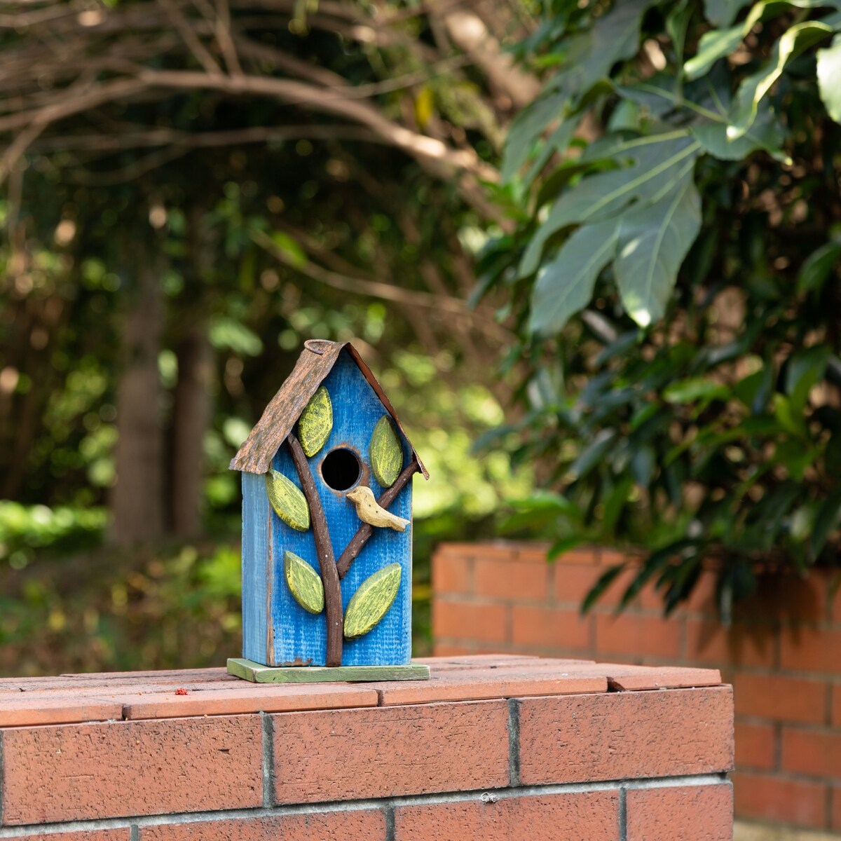 Glitzhome 10"H Multicolor Cute Distressed Solid Wood Birdhouse with 3D Flowers