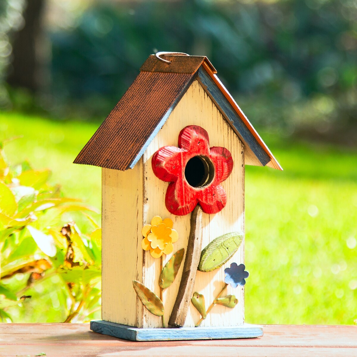Glitzhome 10"H Multicolor Cute Distressed Solid Wood Birdhouse with 3D Flowers