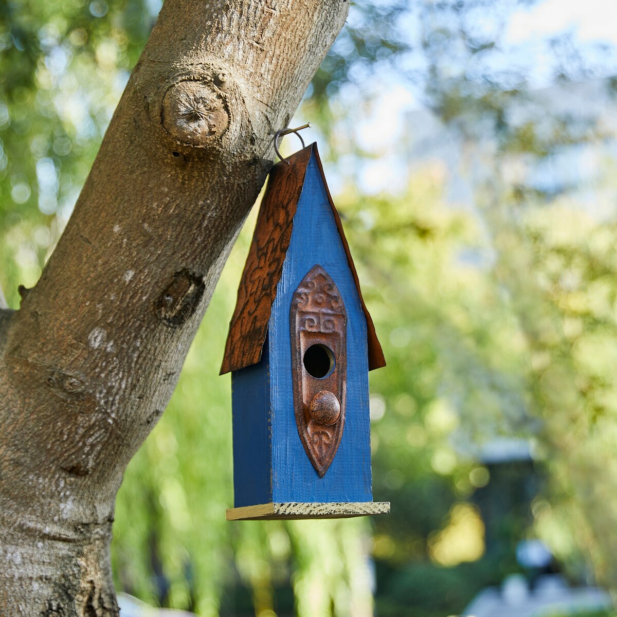 Glitzhome 13"H Retro Wooden Distressed Garden Birdhouse - 4.5"L x 4.25"W x 13.25"H