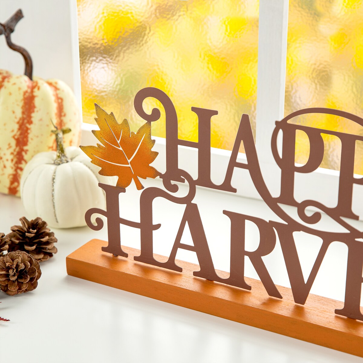 Glitzhome 18"L Wood & Metal Happy Harvest Table Decor