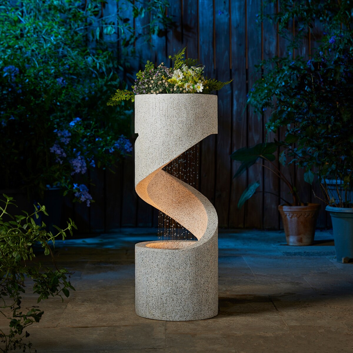 Glitzhome Modern Minimalist Spiral LED Polyresin Outdoor Fountain with Small Planter