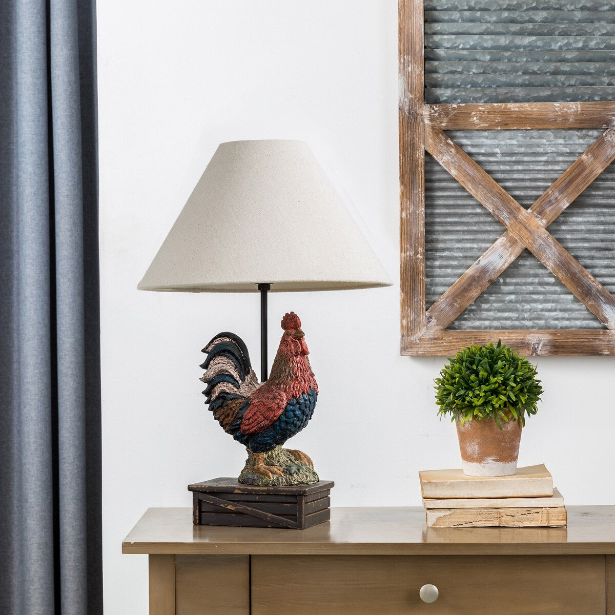 Glitzhome Polyresin Farmhouse Truck or Rooster Table Lamp