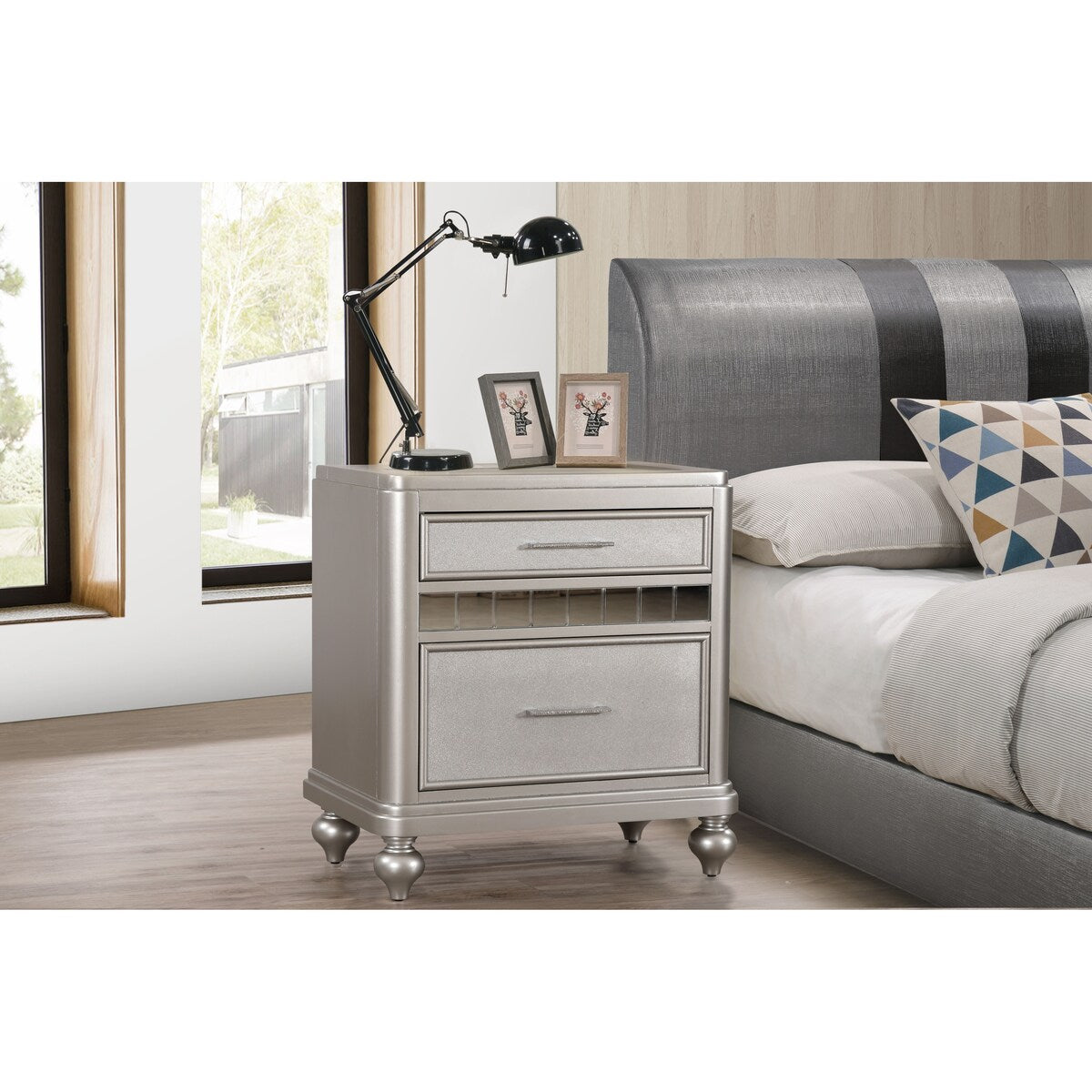 Glory Furniture Paulina 2-drawer Wood Nightstand