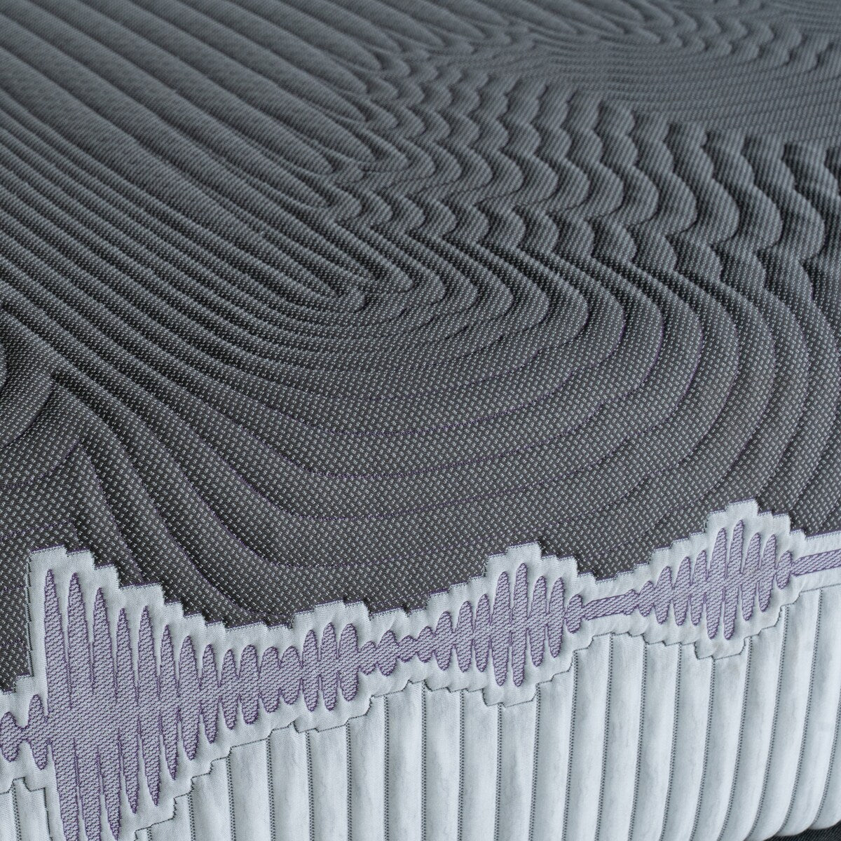 GoodVibeSleep Soothe Flex Top Mattress and Adjustable Base Comfort Ensemble