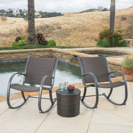 Gracie's Outdoor 3-piece Wicker Bistro Set by Christopher Knight Home