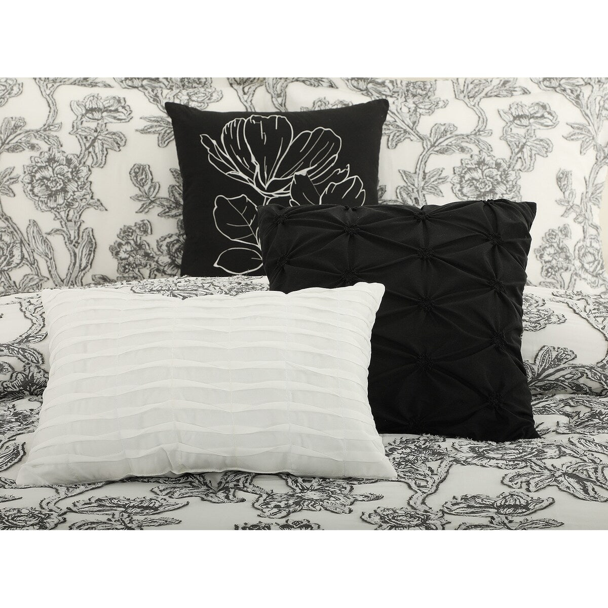 Nanshing Meritt 7 Piece Modern Floral Comforter Set