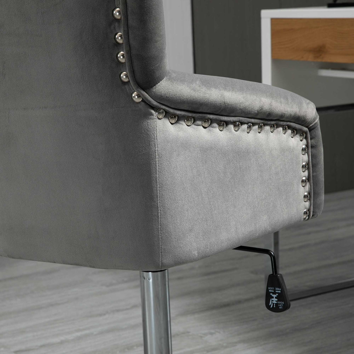 HOMCOM Mid-Back Desk Chair with Nailhead Trim, Button Tufted Back Design, Adjustable Height, Rocking Function and Wheels
