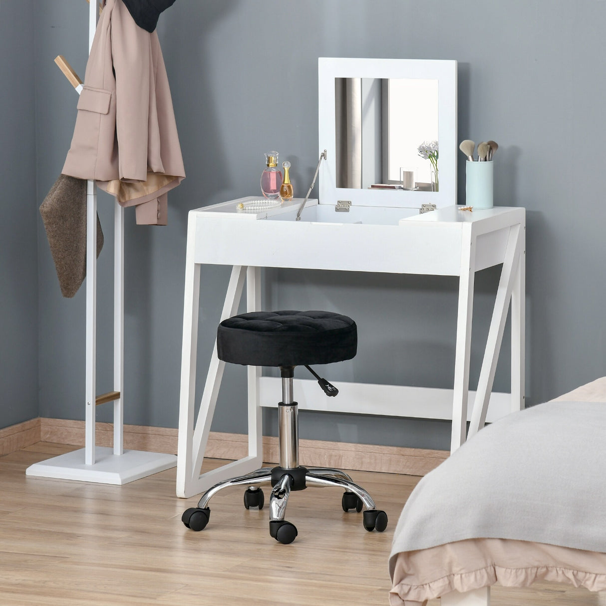 HOMCOM Round Vanity Stool with Height Adjustable Lift, Luxury Style Upholstery and Swivel Seat and Wheels - 13.75"x13.75"x24"
