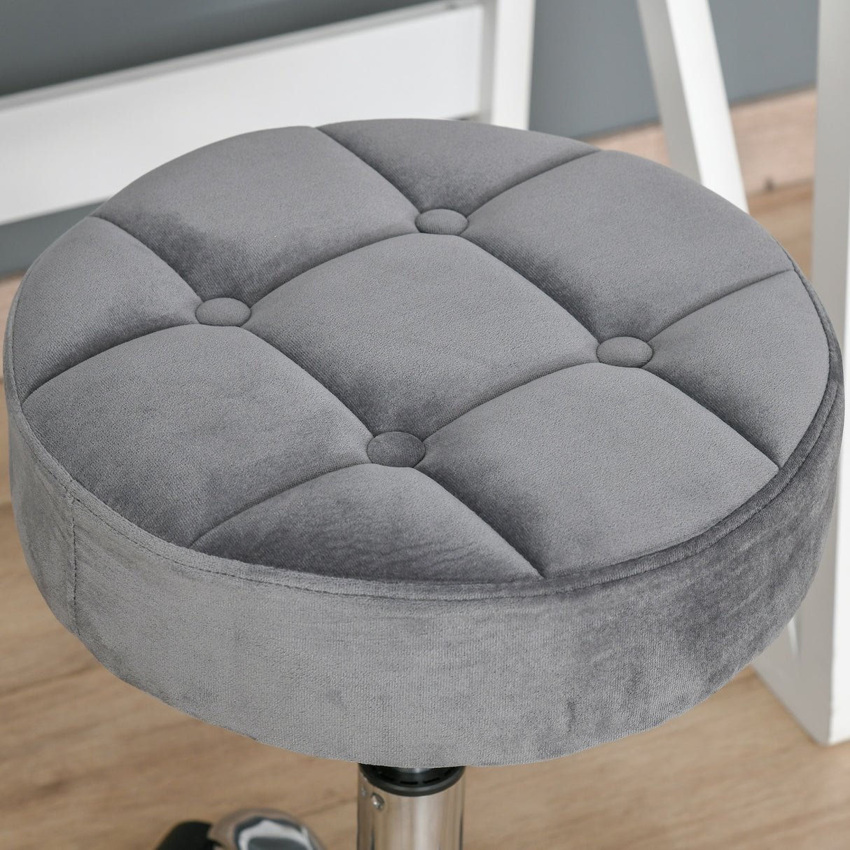 HOMCOM Round Vanity Stool with Height Adjustable Lift, Luxury Style Upholstery and Swivel Seat and Wheels - 13.75"x13.75"x24"