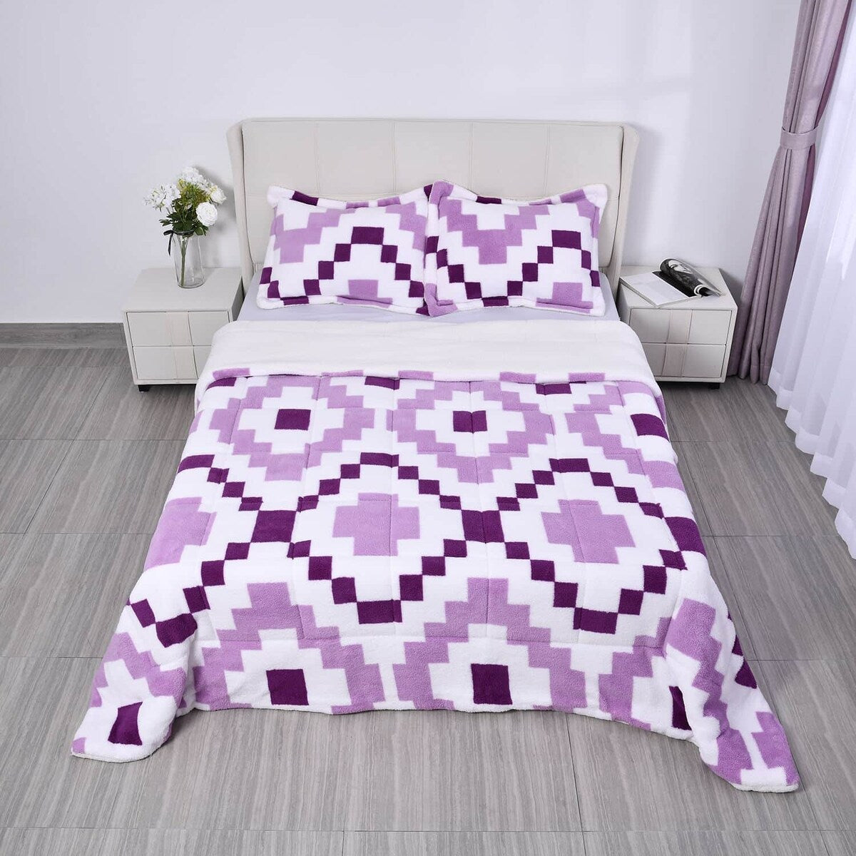 HOMESMART Set of 3 Checkered Printed Sherpa One Comforter and Two
