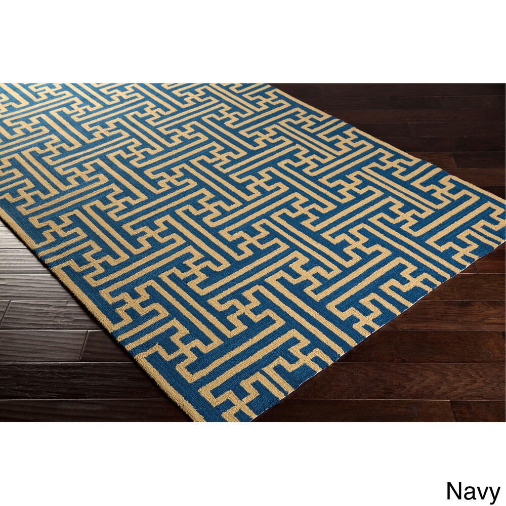 Hand-Hooked Gwyneth Contemporary Geometric Indoor/Outdoor Area Rug