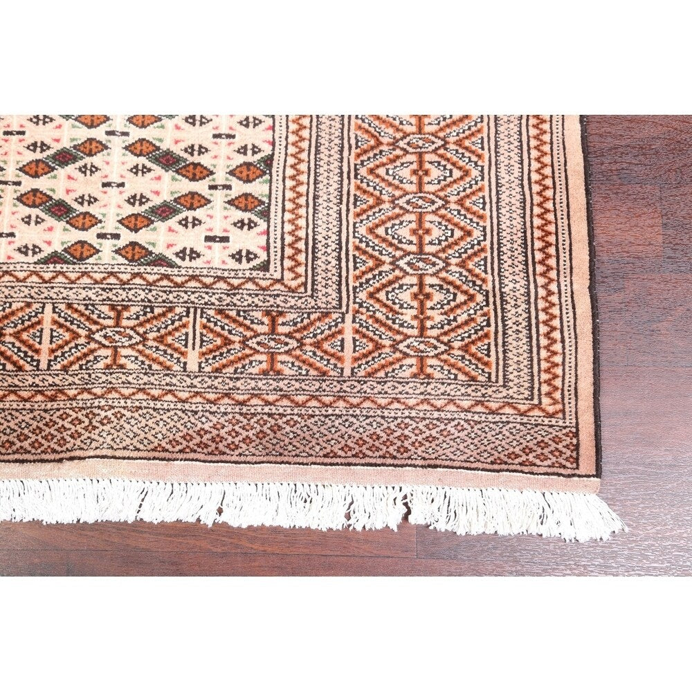 Hand Knotted Oriental Ivory Turkoman Baouch Persian Woolen Area Rug - 9'7" x 6'4"
