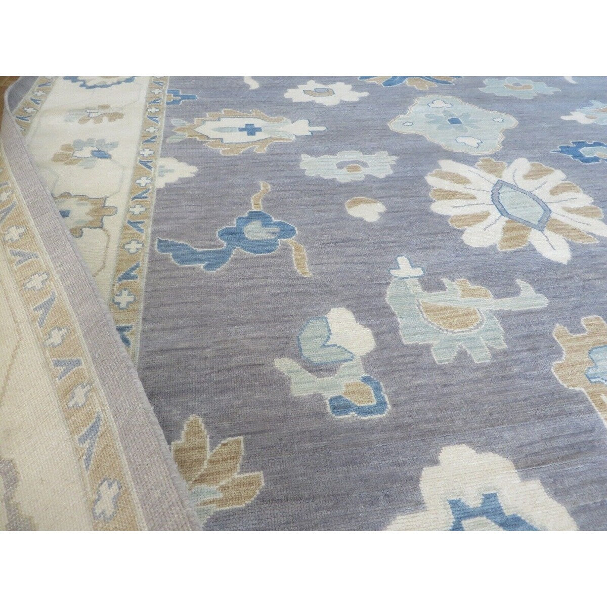 Hand Knotted Gray Oushak with Wool Oriental Rug (12' x 15'1") - 12' x 15'1"