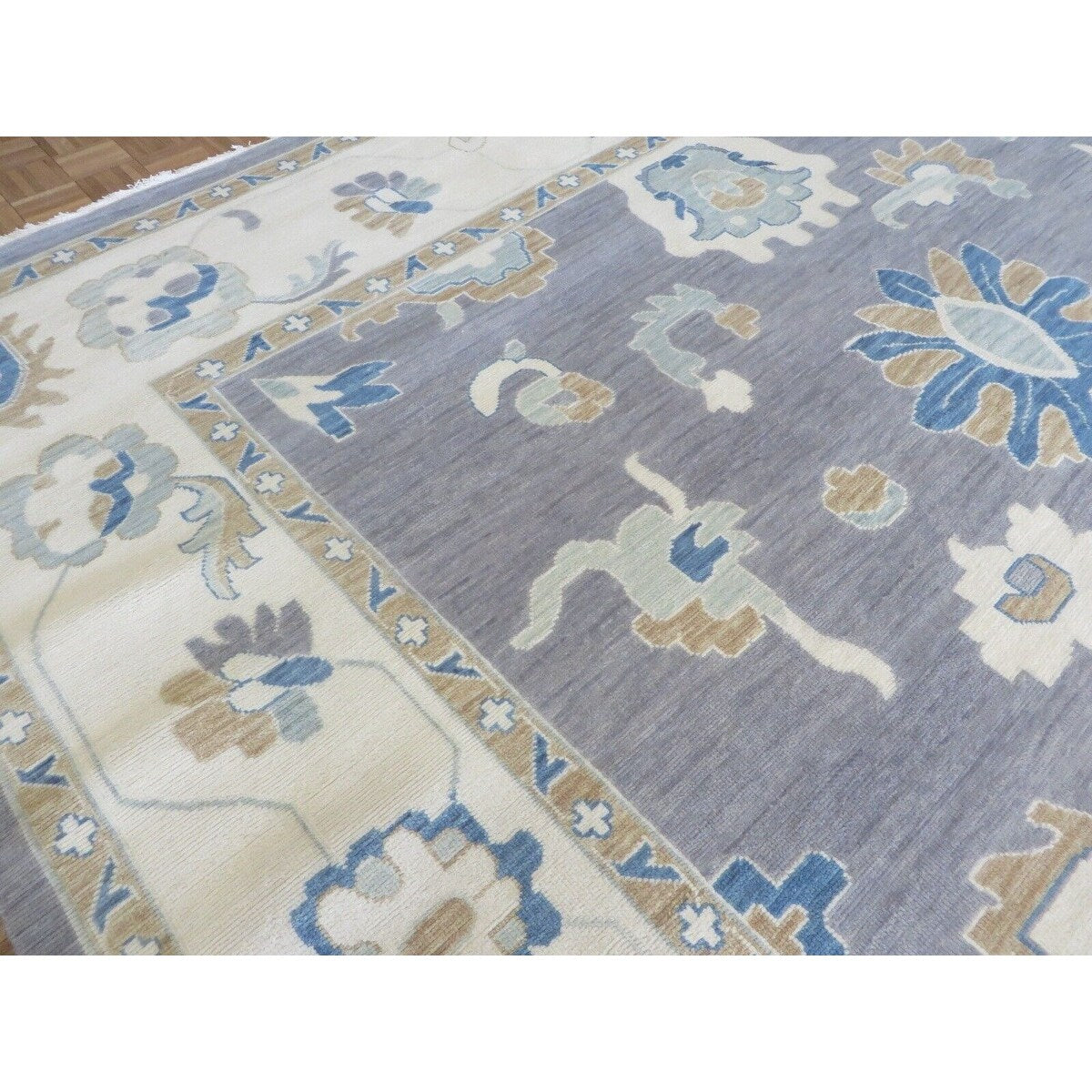 Hand Knotted Gray Oushak with Wool Oriental Rug (12' x 15'1") - 12' x 15'1"