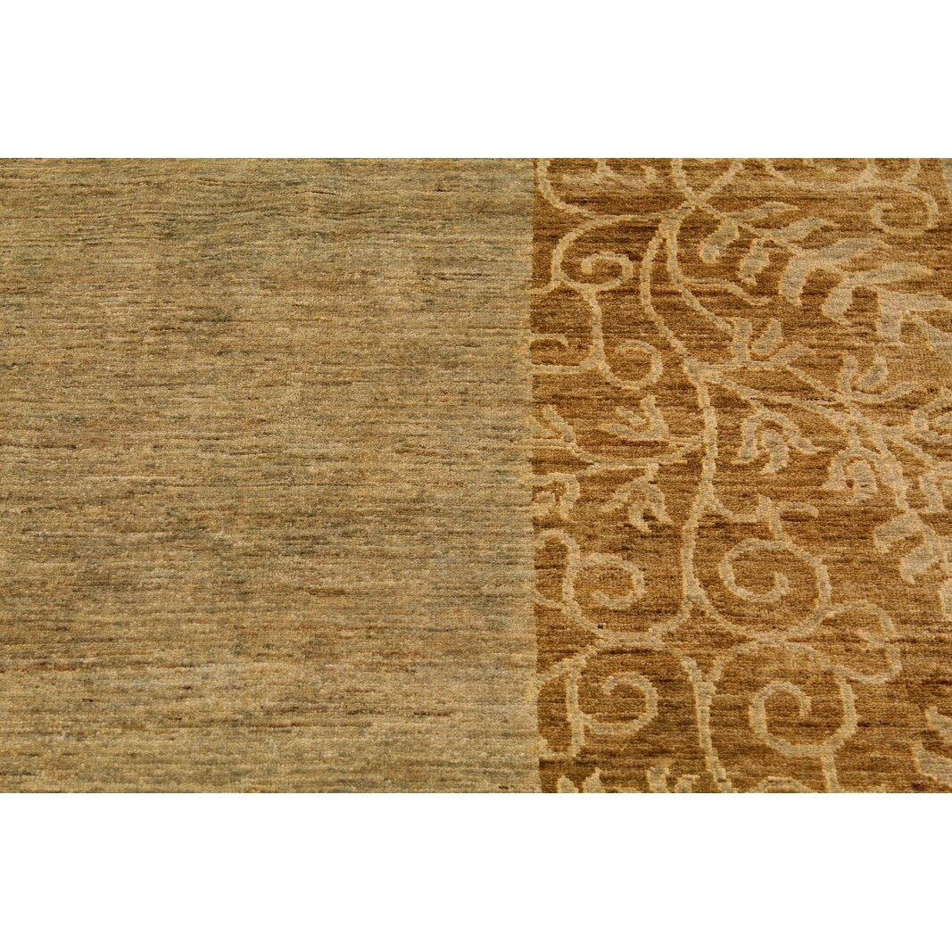 Boho Chic Hand-Knotted Lt. Green/Brown Wool Rug (8'11 x 11'10) - 9' x 12'