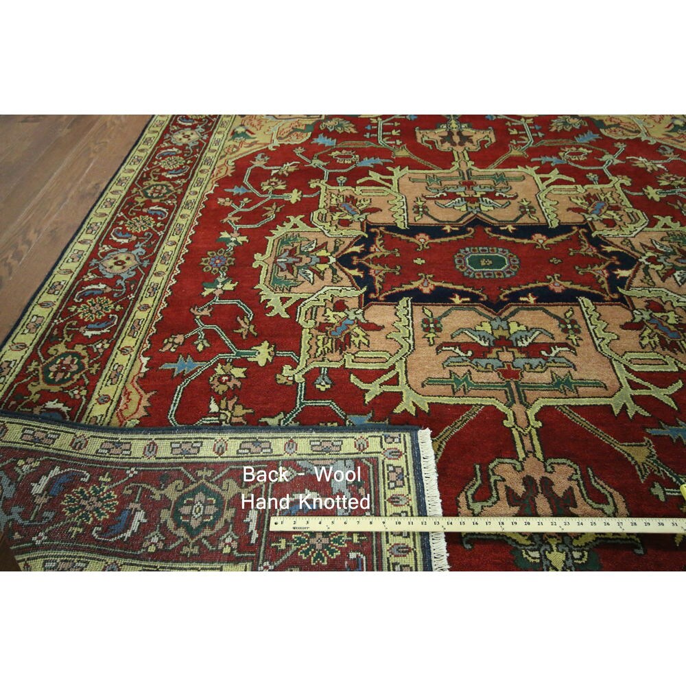 Oriental Heriz Red Wool Hand-knotted Rug (9' x 11' 10)