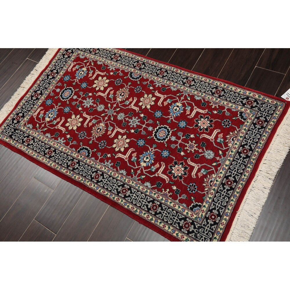 Hand Knotted Pak Persian Red Persian Traditional Oriental Area Rug - 2' 9'' x 4' 6''
