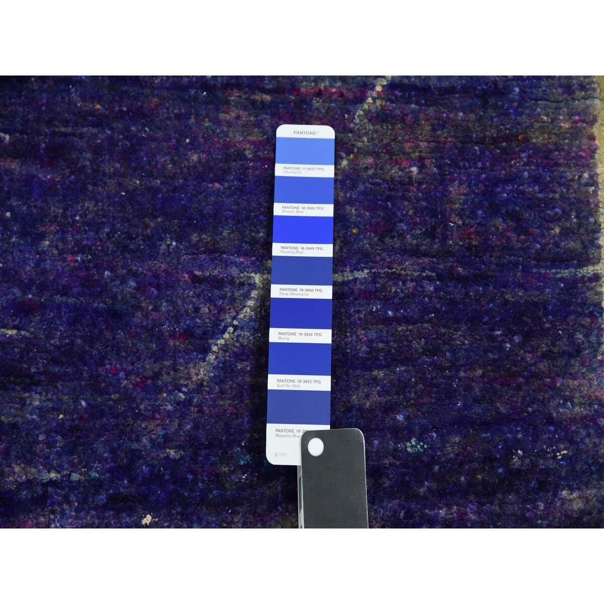 Hand Knotted Purple Modern and Contemporary with Wool & Silk Oriental Rug (8'8" x 12'1") - 8'8" x 12'1"