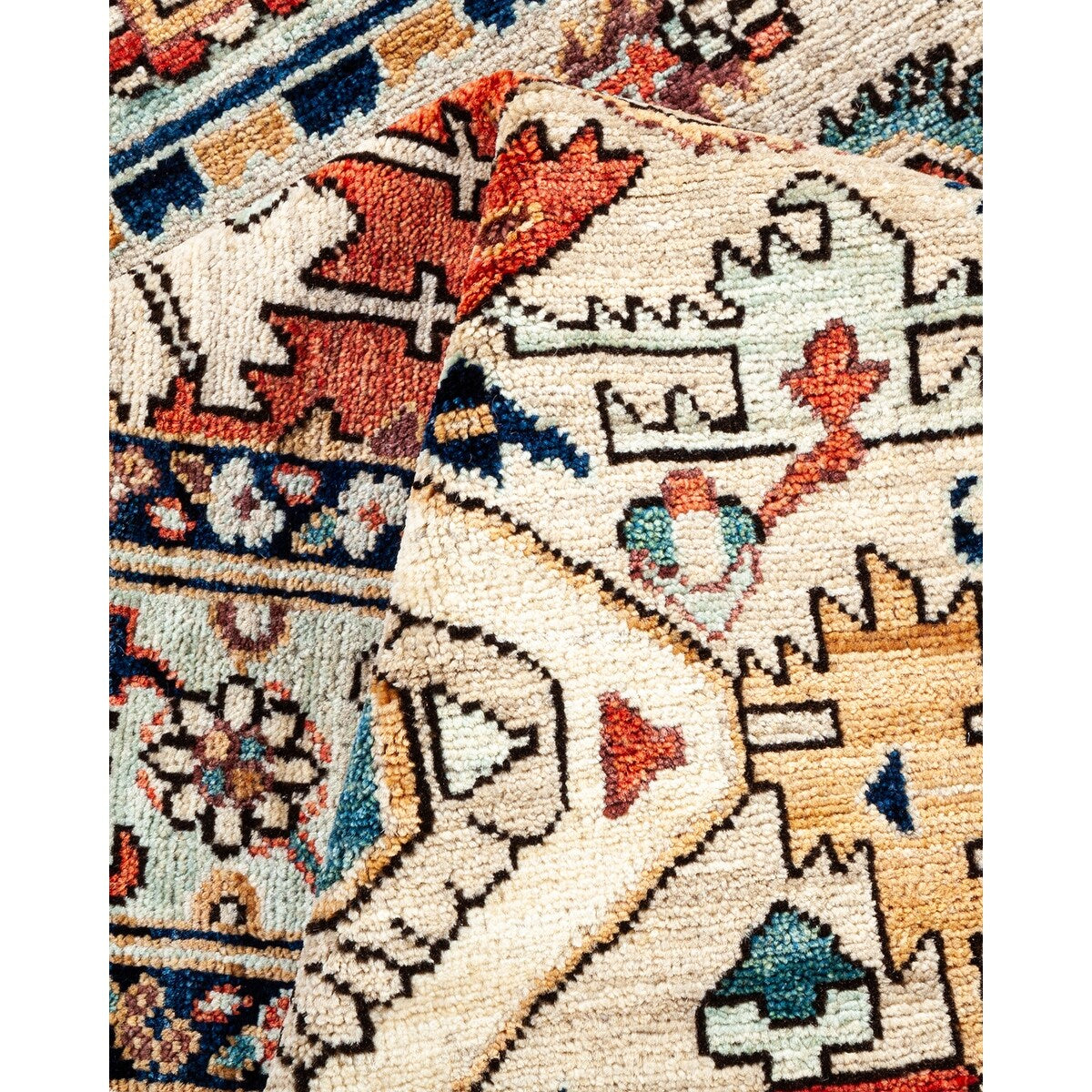 Hand Knotted Traditional Tribal Wool Ivory Area Rug - 4' 1" x 5' 10"