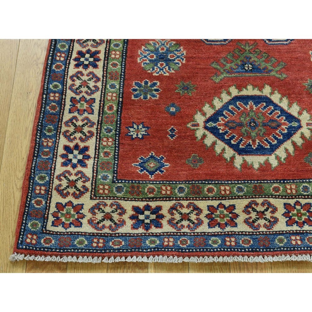 Red Pure Wool Hand-knotted Tribal Design Kazak Rug (3'3 x 4'9)