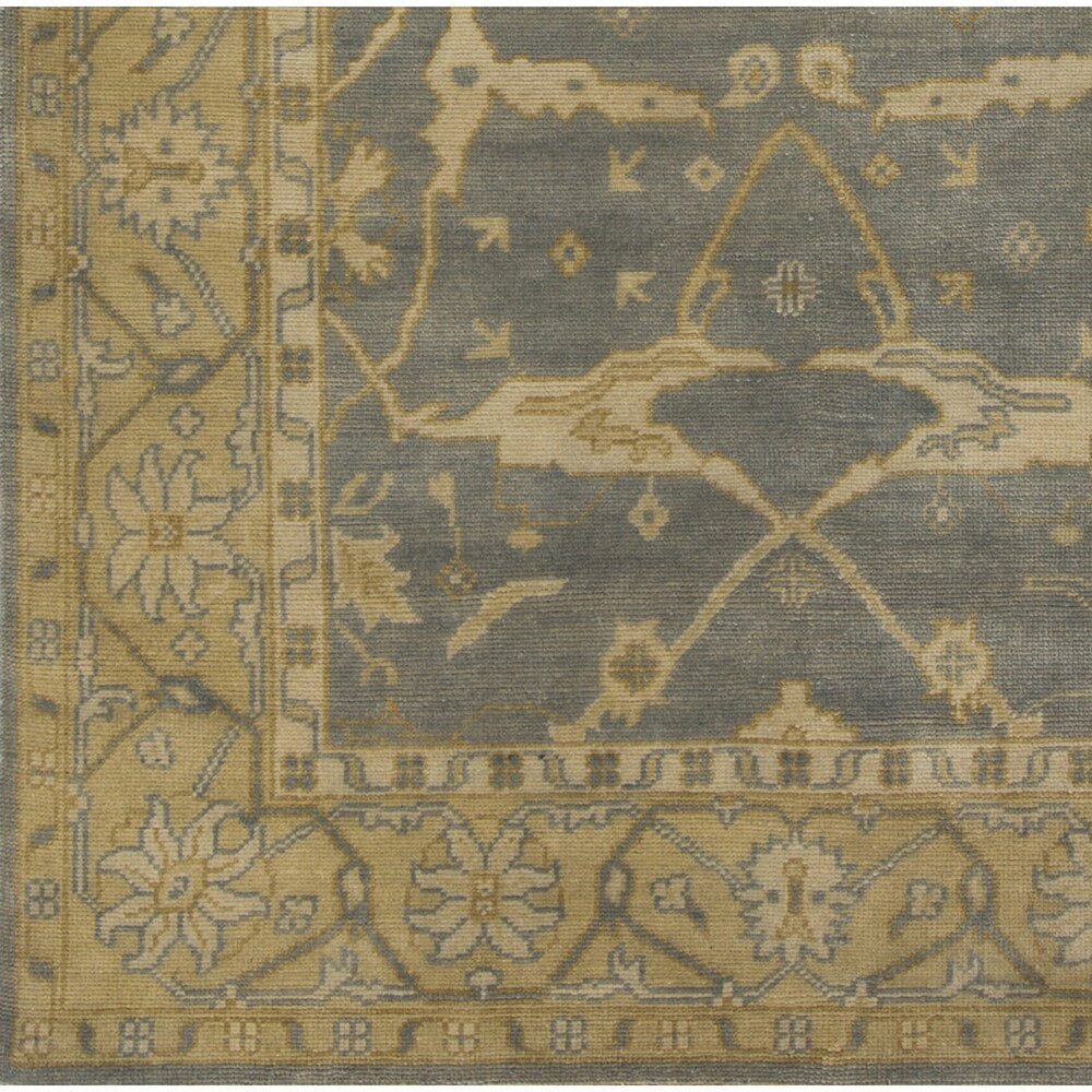Hand-Knotted Tyrone Floral New Zealand Wool Area Rug - 2' x 3'