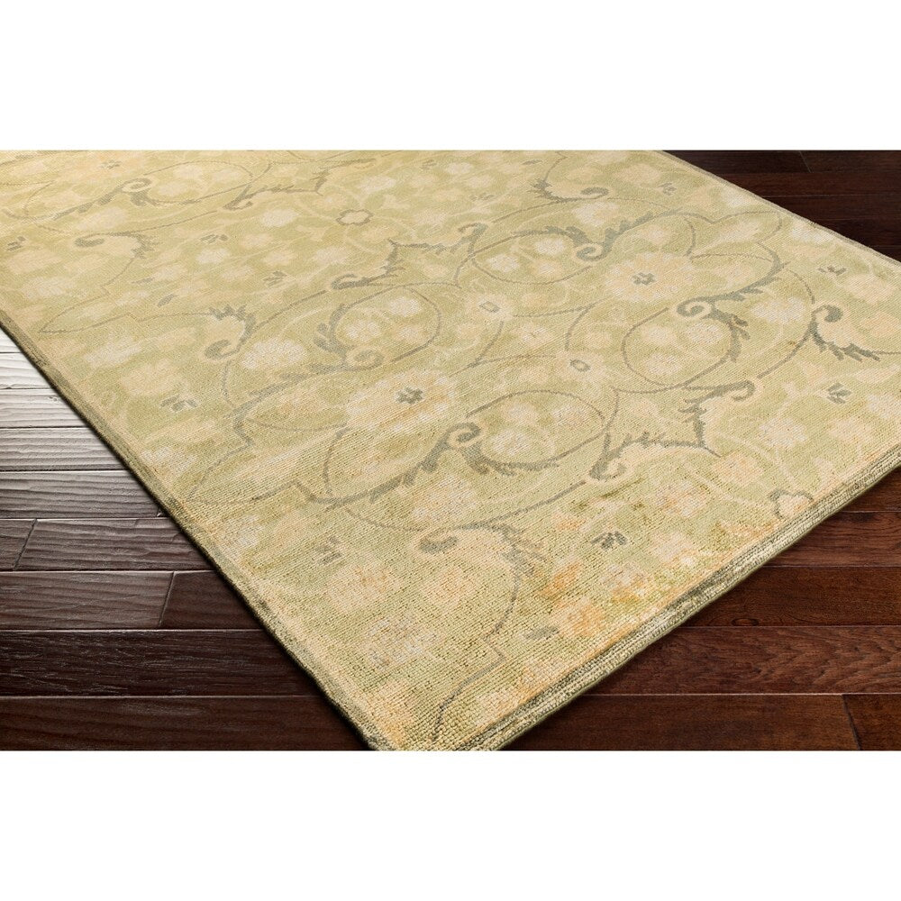 Hand-Knotted Wesley Floral New Zealand Wool Area Rug - 2'6" x 8' Runner
