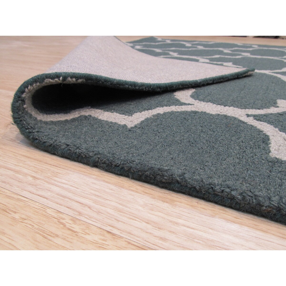 Hand-Tufted Traditional Moroccan Trellis Green Wool Area Rug - Timeless Elegance and Classic Design - 5' x 7'