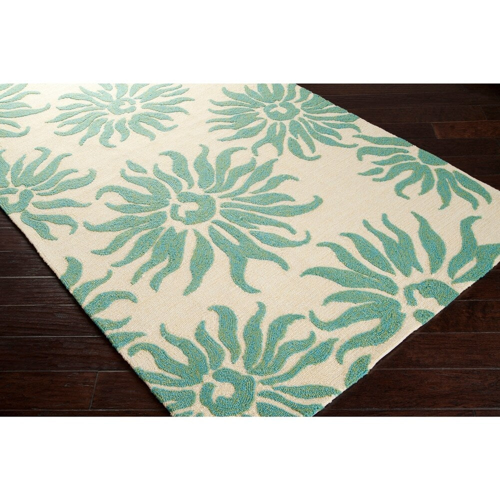 Hand-hooked Salma Transitional Floral Indoor/ Outdoor Area Rug