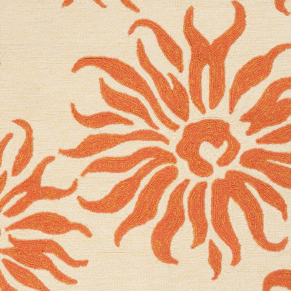 Hand-hooked Salma Transitional Floral Indoor/ Outdoor Area Rug