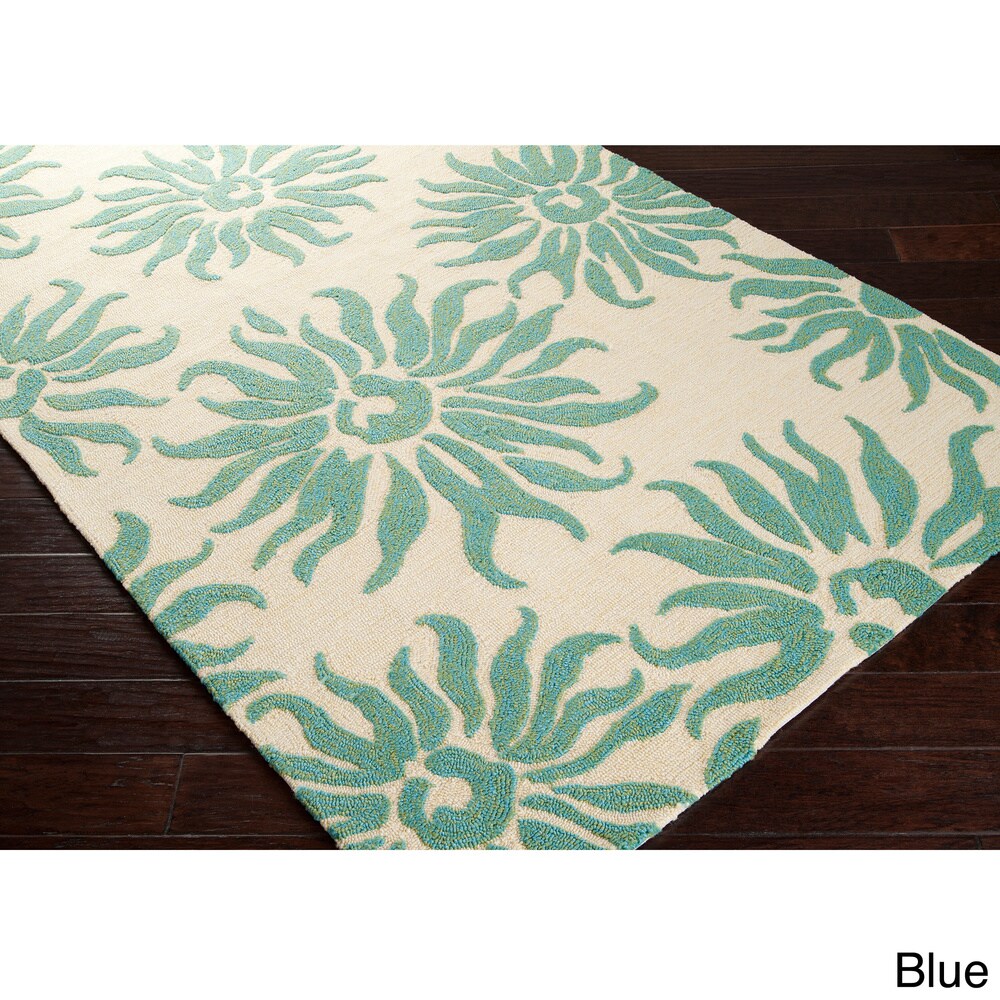 Hand-hooked Salma Transitional Floral Indoor/ Outdoor Area Rug