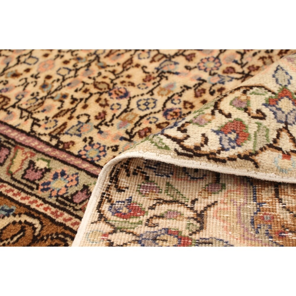 Hand-knotted Keisari Vintage Cream Wool Rug - 6'5" x 9'5"/6'5 x 9'5