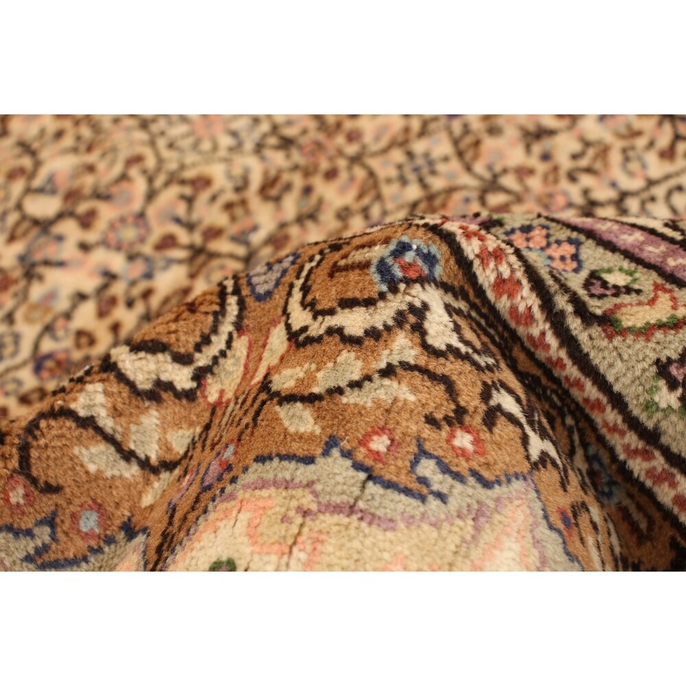 Hand-knotted Keisari Vintage Cream Wool Rug - 6'5" x 9'5"/6'5 x 9'5