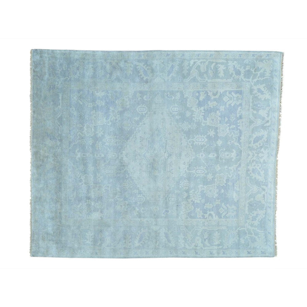 Hand-knotted Pure Wool Silver Wash Oushak Oriental Rug (8'3 x 9'8)