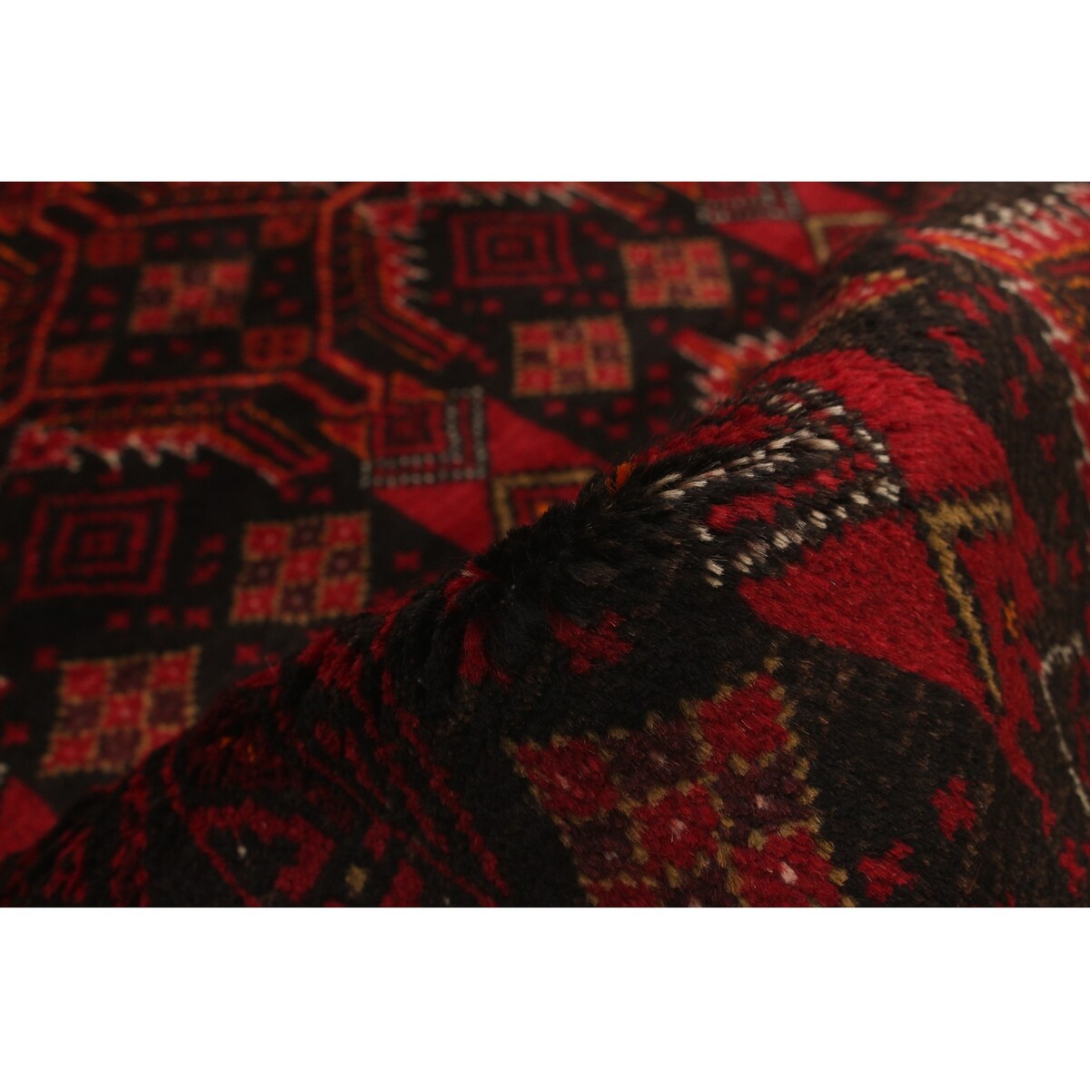 Hand-knotted Rizbaft Red Wool Rug - 3'5" x 6'4"