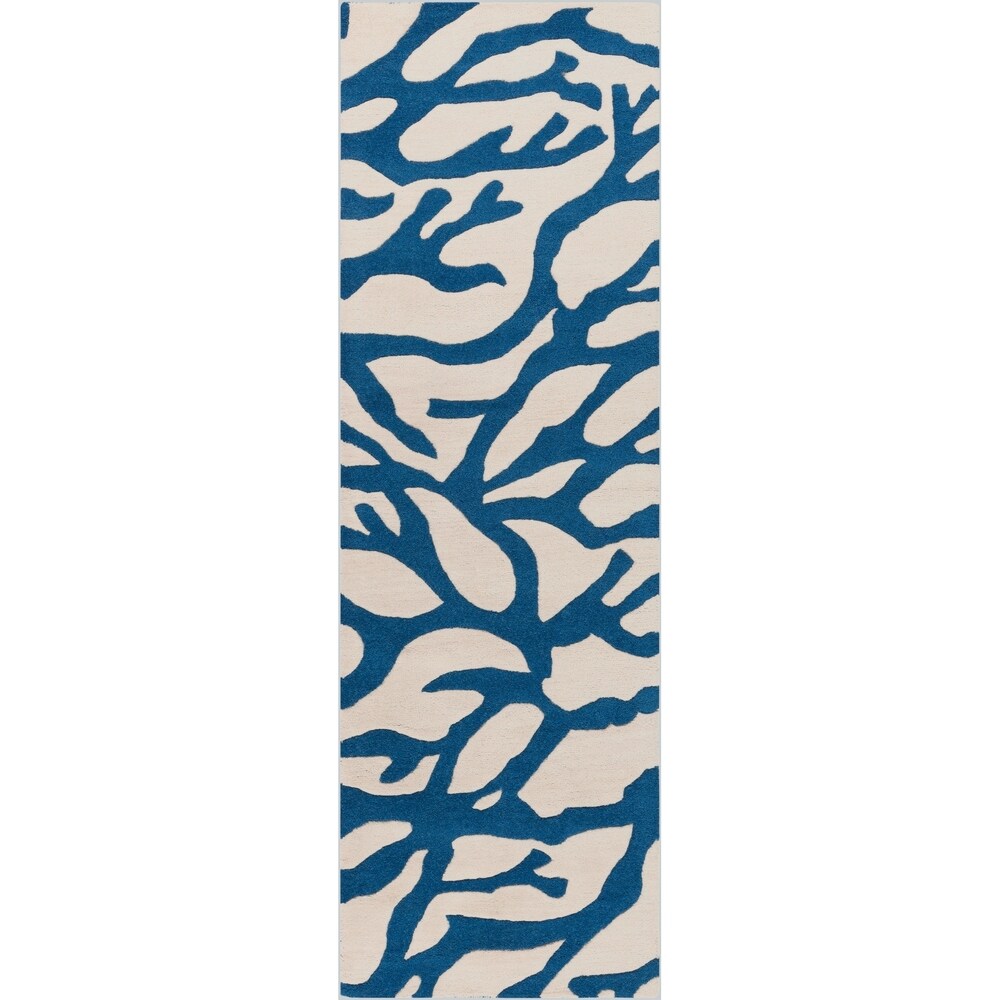 Hand-tufted Bacelot Bay Beach Inspired Wool Area Rug - 2'6" x 8' Runner