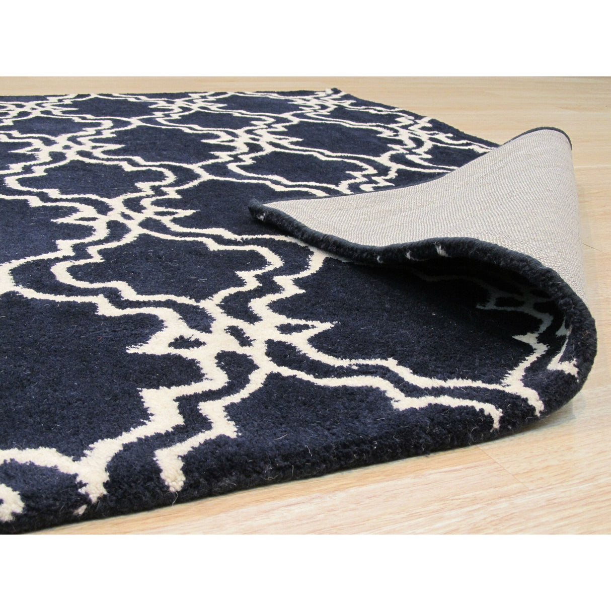 Hand-Tufted Wool Blue Traditional Trellis Moroccan Rug - Timeless Elegance and Luxurious Craftsmanship - 5' x 8'