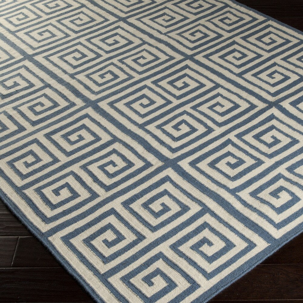 Hand-woven Auckland Flatweave Wool Area Rug