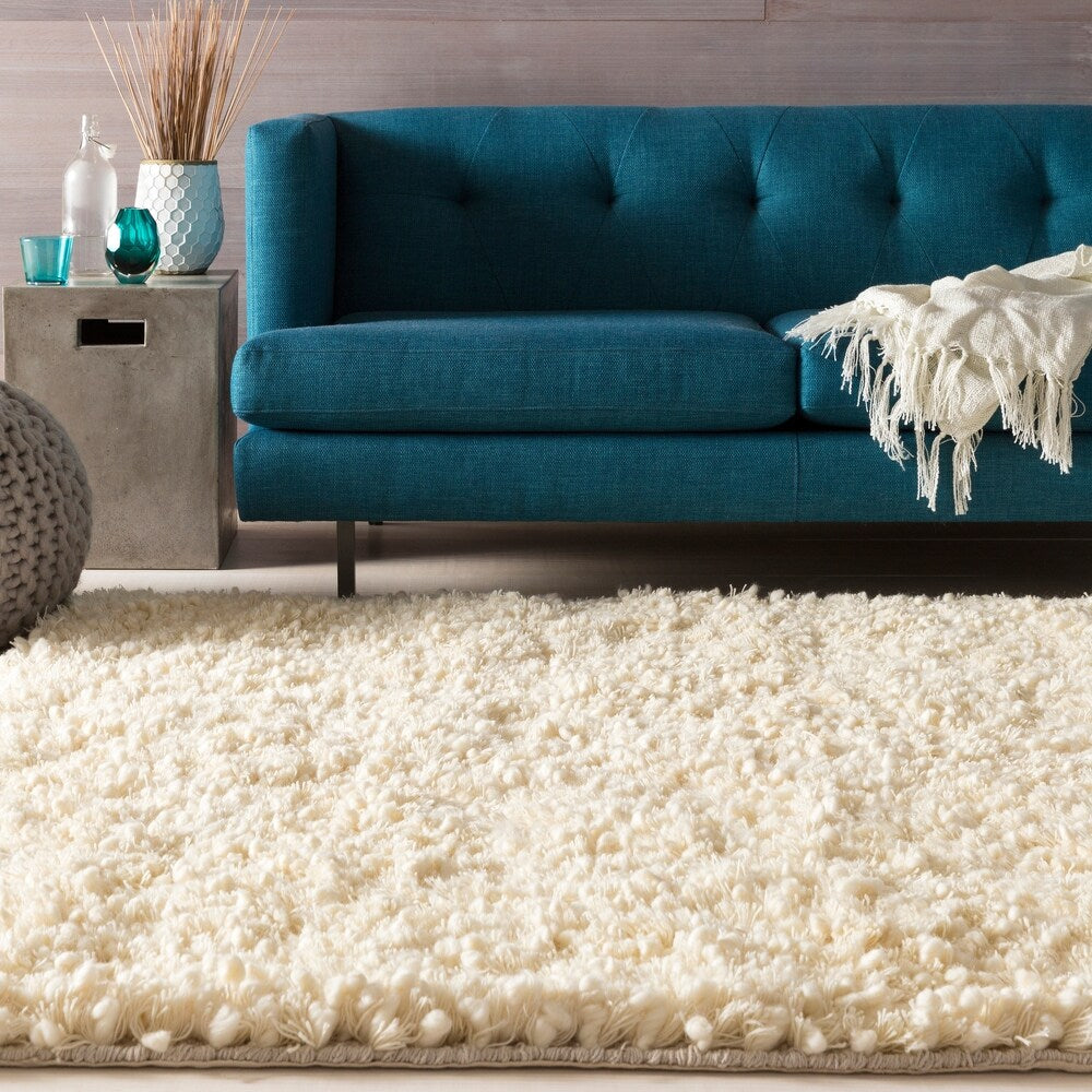 Hand-woven Edenbridge New Zealand Wool Plush Shag Area Rug - 8' Round