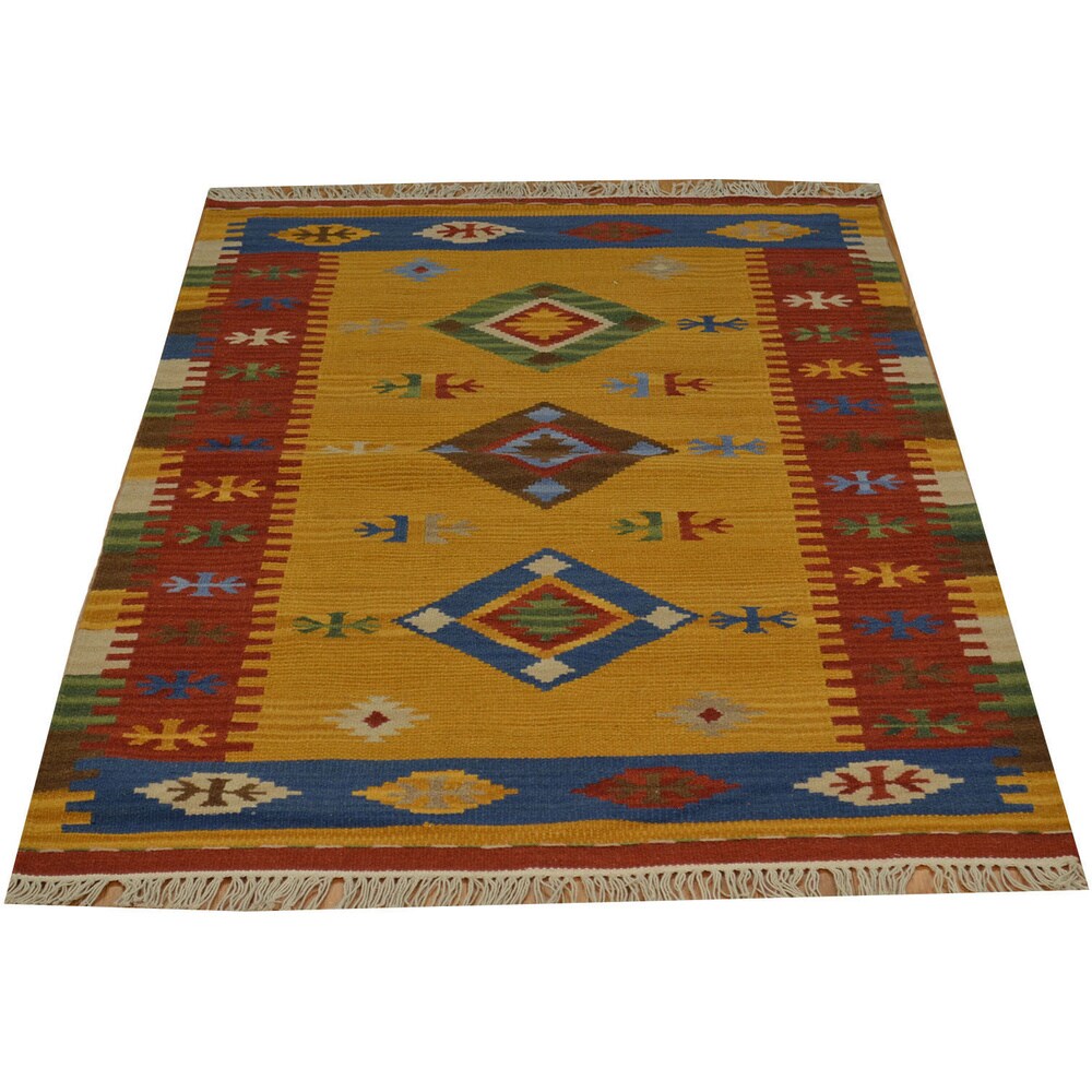 Hand-woven Gold Anatolian Kilim Flat Weave Wool Area Rug (3'1 x 5'2)