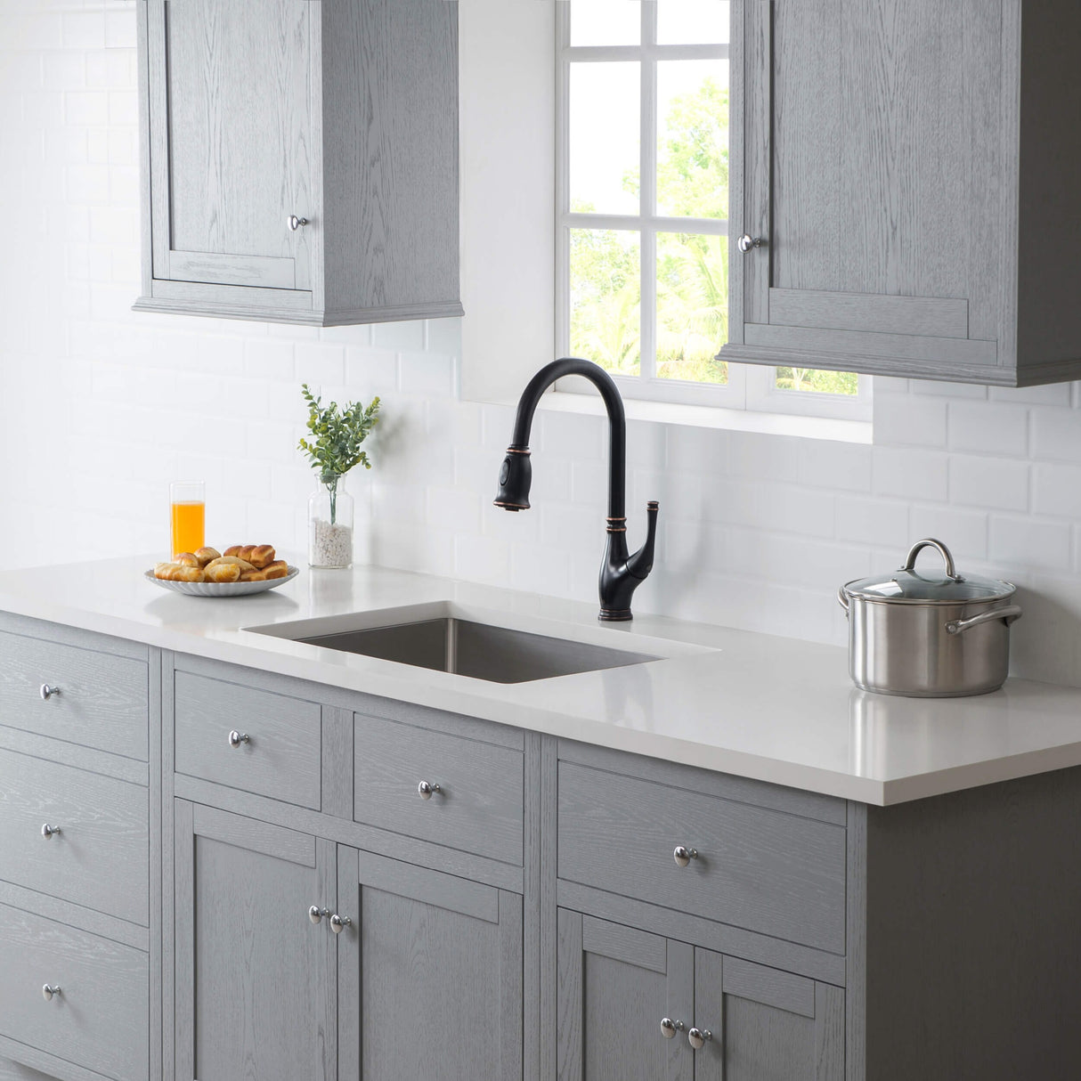 Handcrafted Undermount Single Bowl Stainless Steel Kitchen Sink
