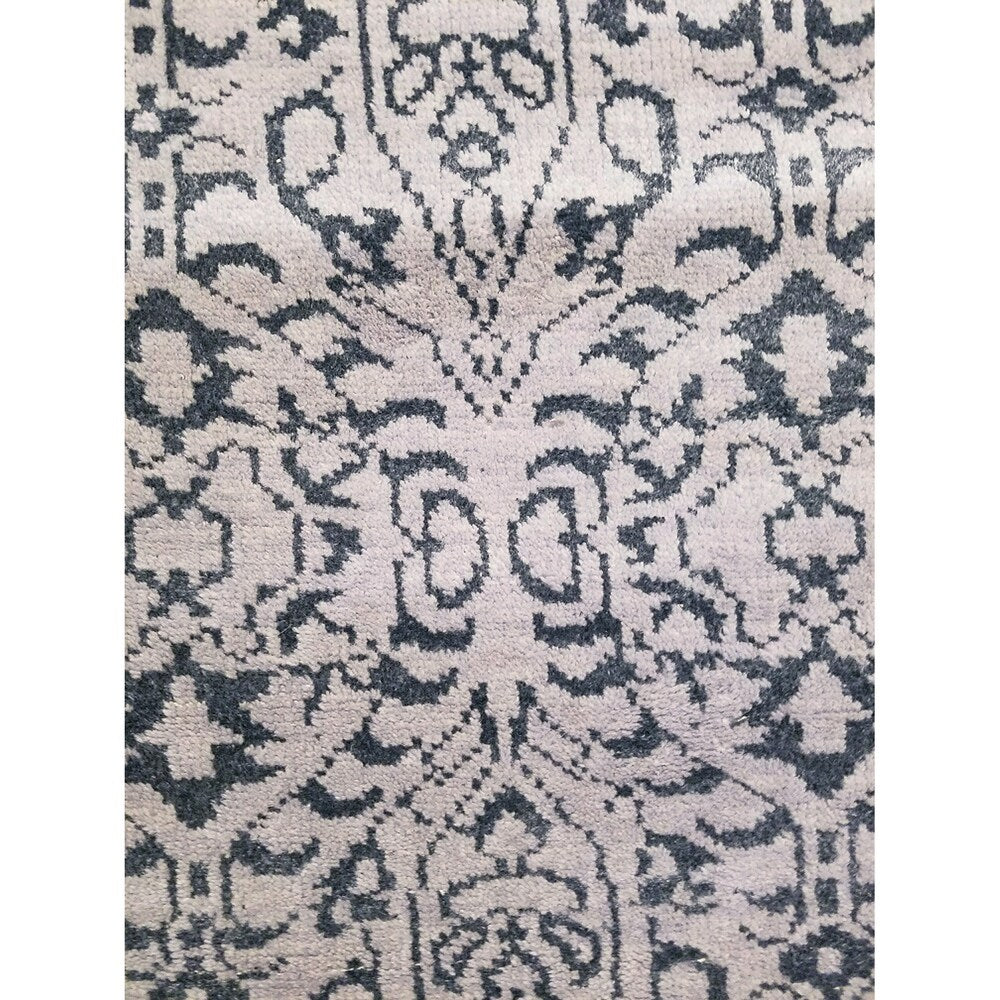 Handknotted Wool and Bamboo Rug - 8' x 8'