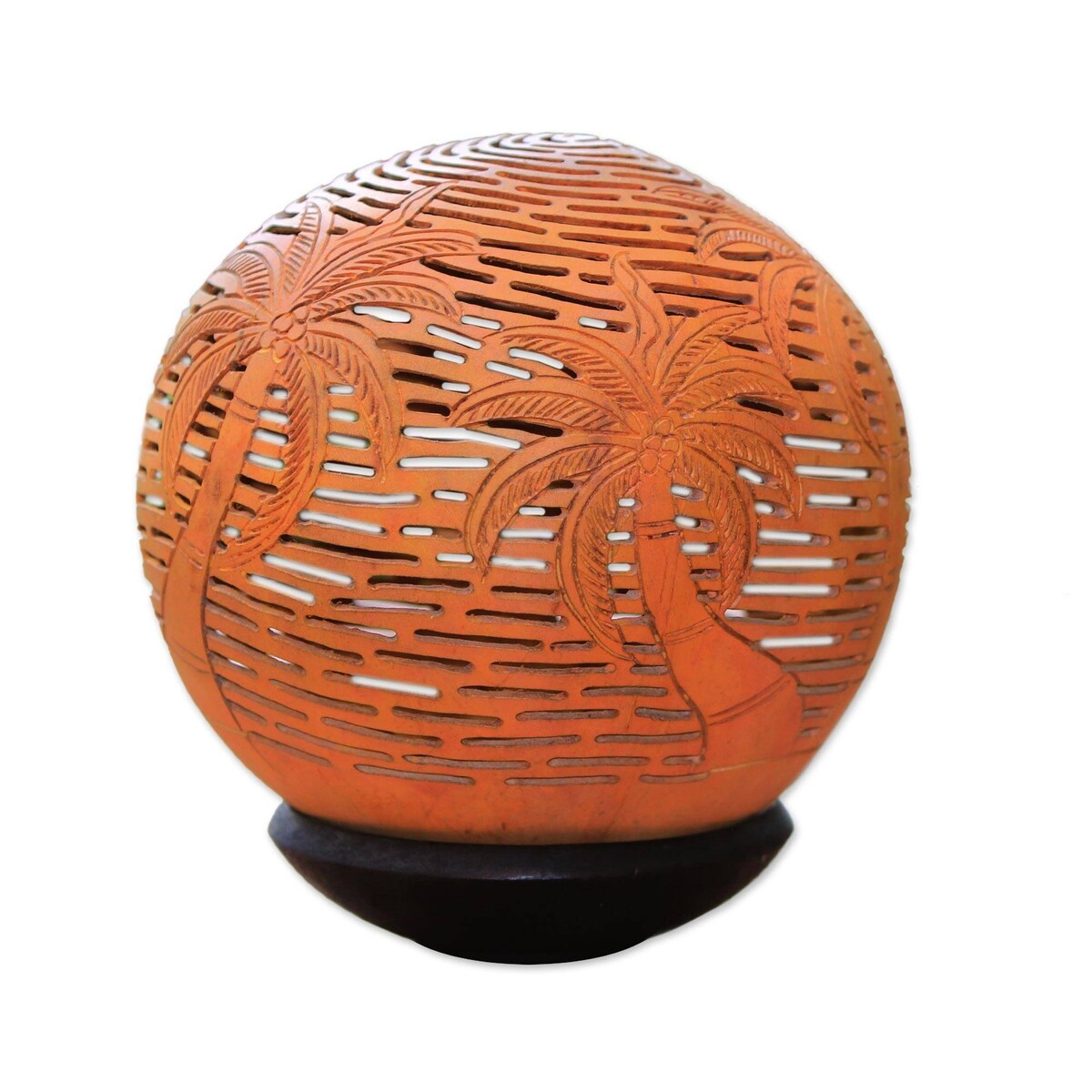 Handmade Coconut Grove Coconut shell sculpture (Indonesia) - 25 x 24 x 24